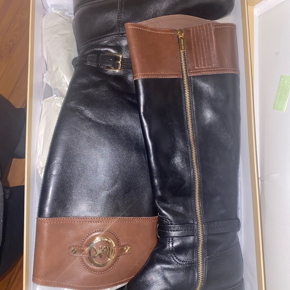 MK boots - Picture 3 of 3